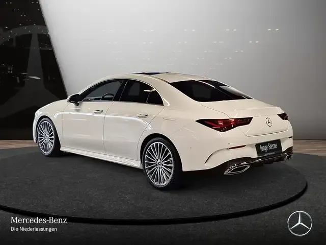 Mercedes-Benz CLA 180