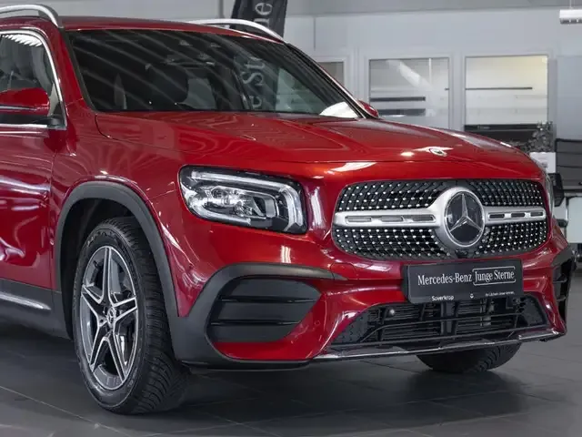 Mercedes-Benz GLB 200