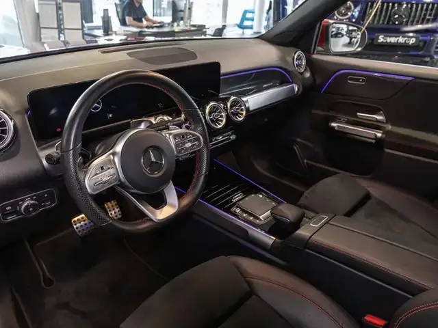 Mercedes-Benz GLB 200