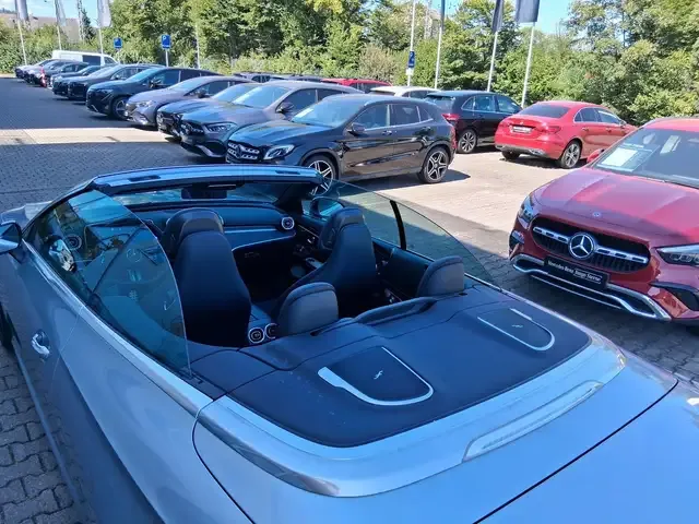 Mercedes-Benz CLE 200