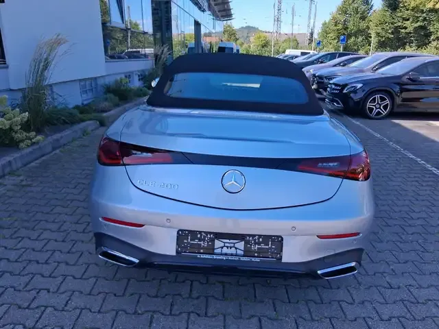 Mercedes-Benz CLE 200