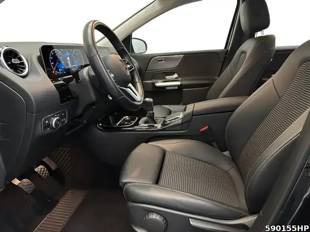 Mercedes-Benz B 180