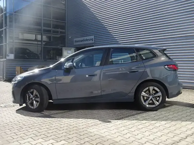 BMW 216