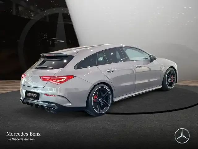Mercedes-Benz CLA 45 AMG