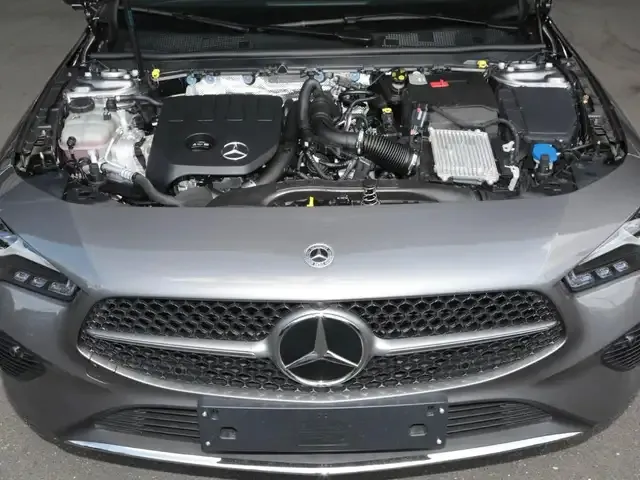 Mercedes-Benz CLA 180
