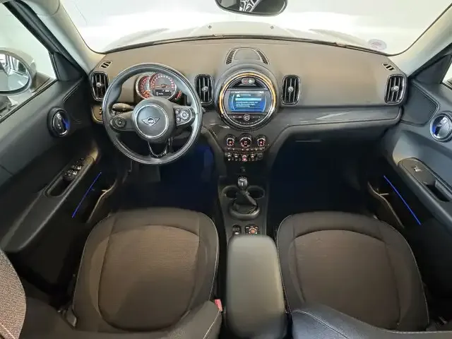 MINI Countryman C