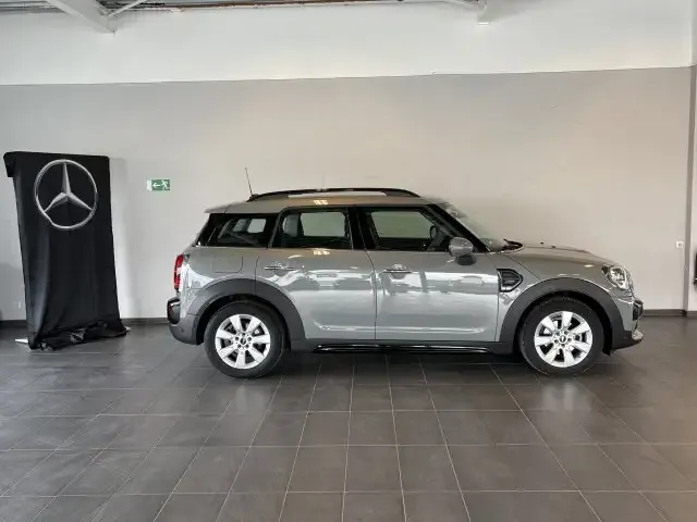 MINI Countryman C