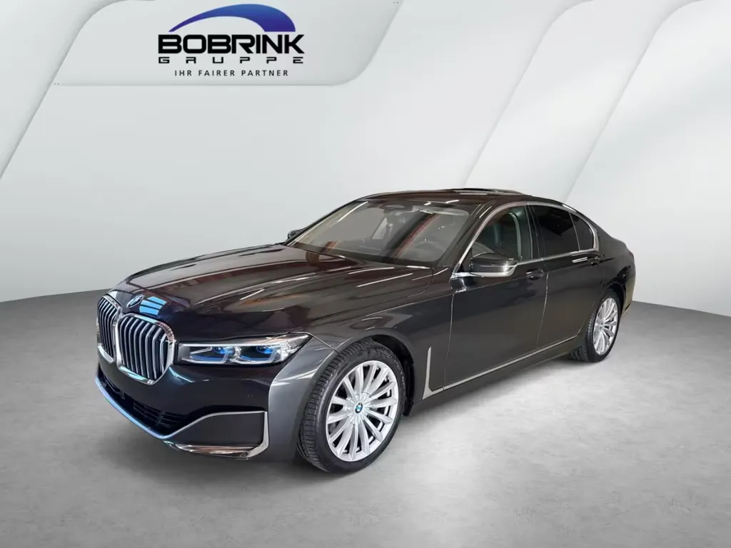 BMW 730