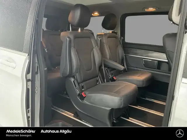 Mercedes-Benz EQV 300