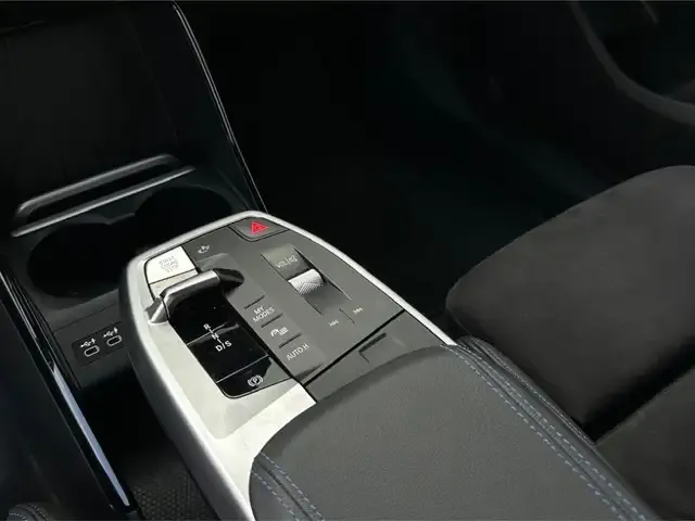 BMW 225