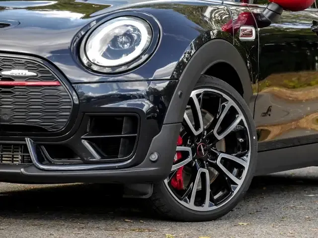 MINI John Cooper Works Clubman