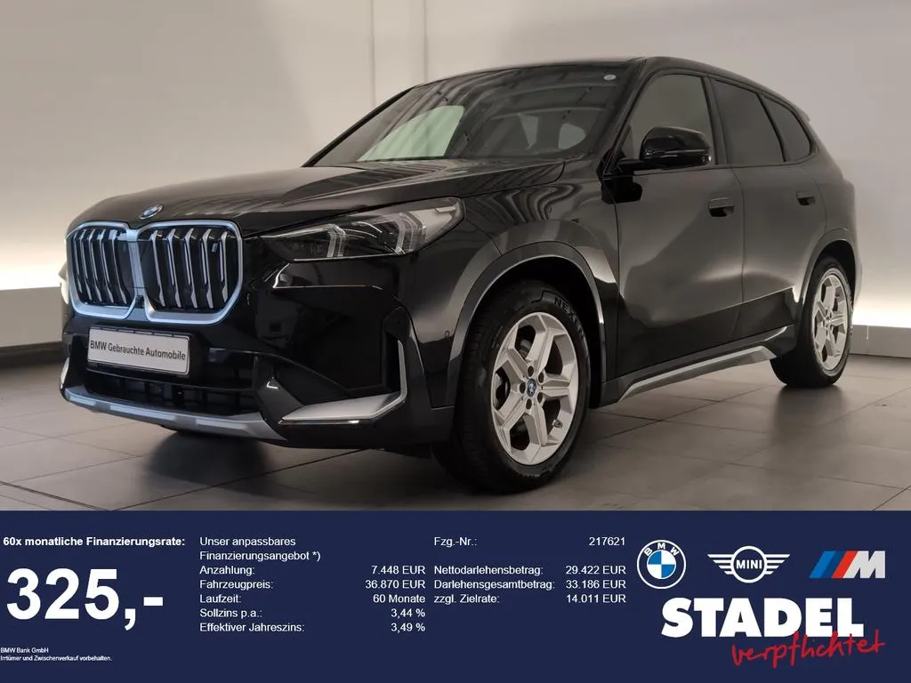 BMW iX1