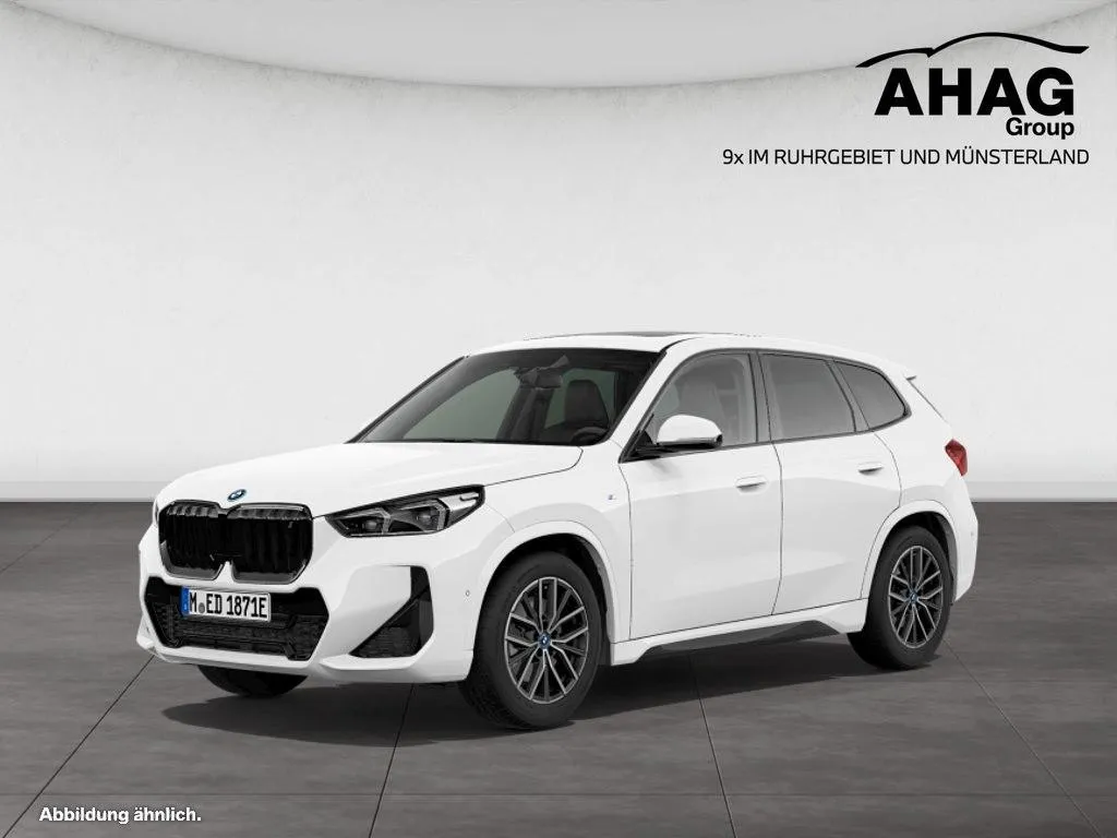 BMW iX1