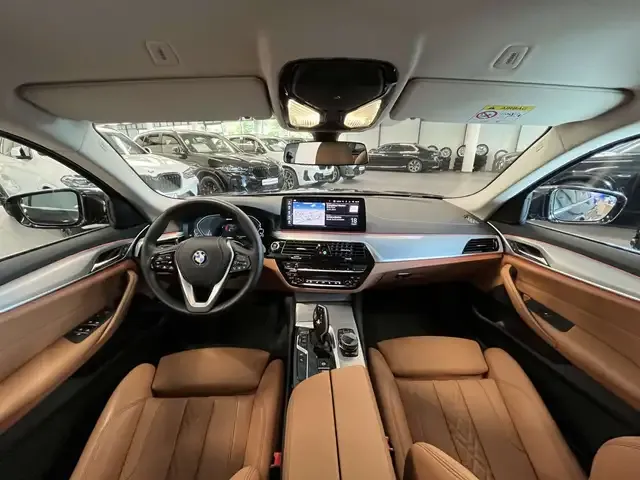 BMW 530