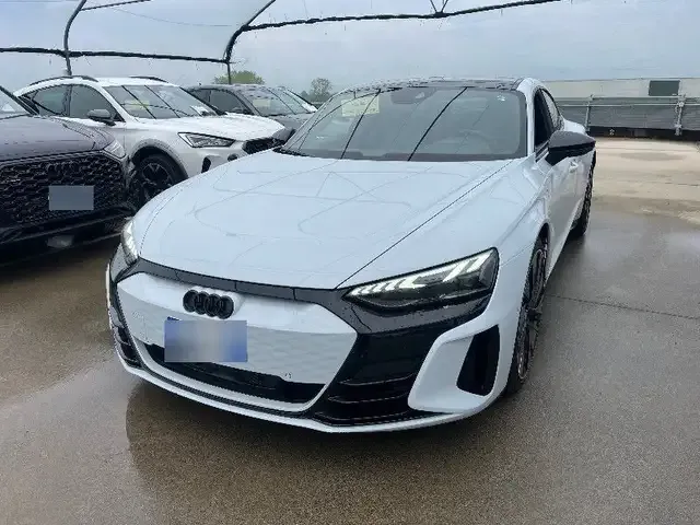 Audi e-tron GT