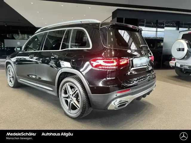 Mercedes-Benz GLB 180