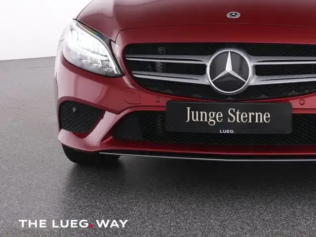 Mercedes-Benz C 180
