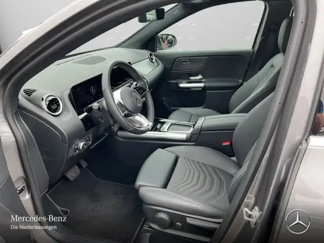 Mercedes-Benz GLA 220