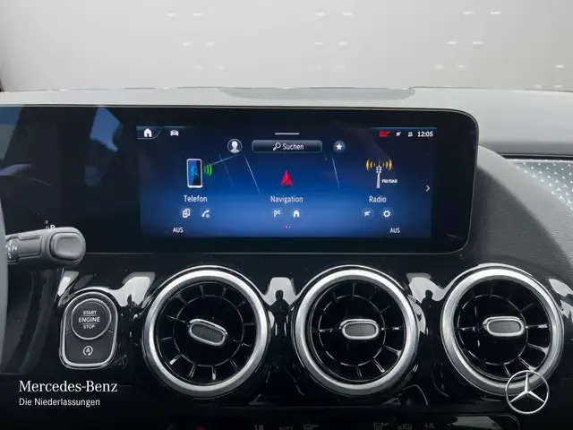 Mercedes-Benz GLA 220