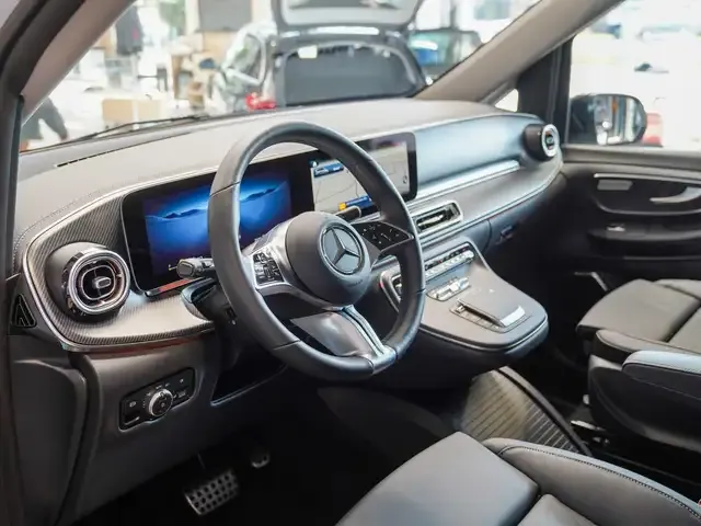Mercedes-Benz V 250