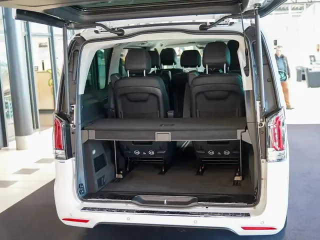 Mercedes-Benz V 250