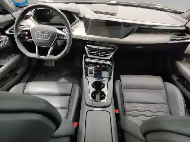 Audi e-tron GT