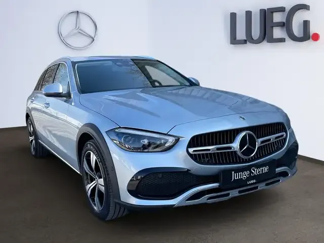 Mercedes-Benz C 220