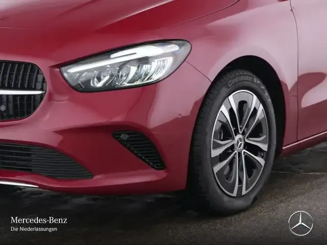 Mercedes-Benz B 220