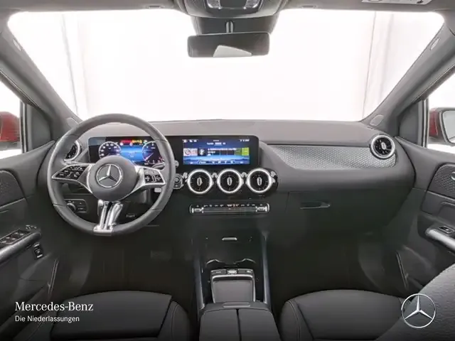Mercedes-Benz B 220