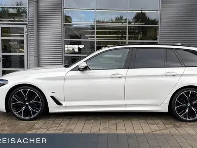 BMW 540
