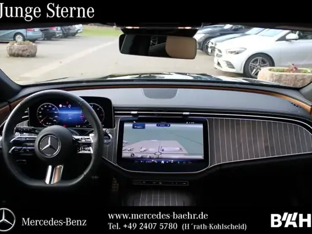 Mercedes-Benz E 220