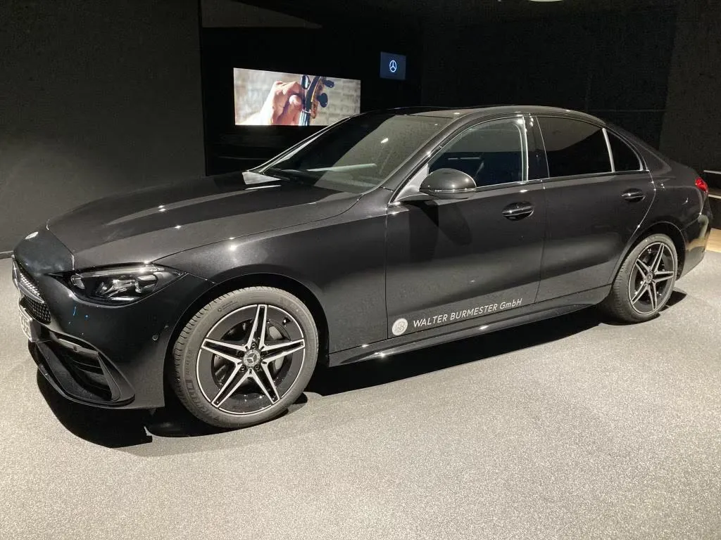 Mercedes-Benz C 300