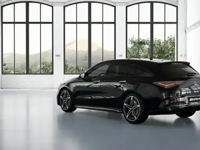 Mercedes-Benz CLA 45 AMG