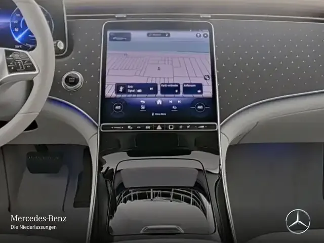 Mercedes-Benz EQE 300