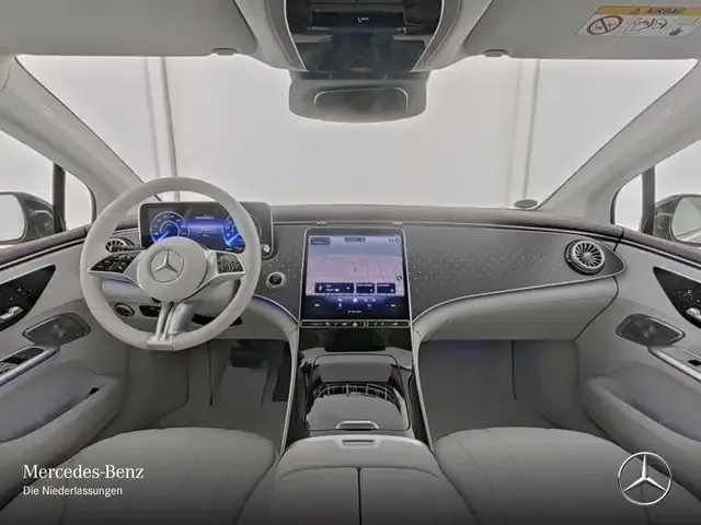 Mercedes-Benz EQE 300