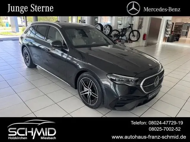 Mercedes-Benz E 300