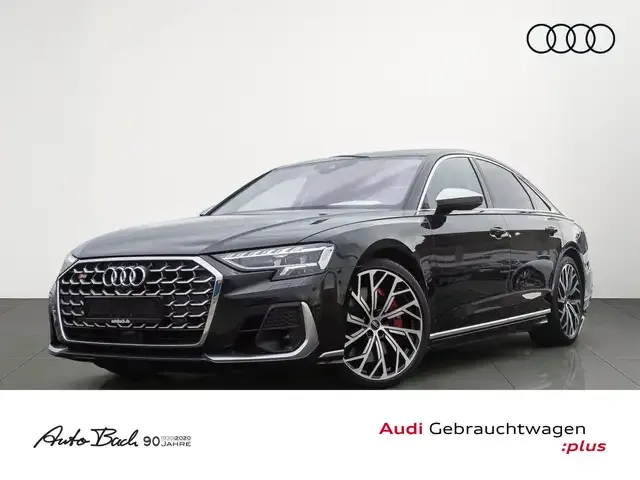 Audi S8