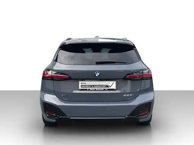 BMW 223