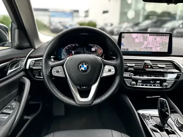 BMW 520