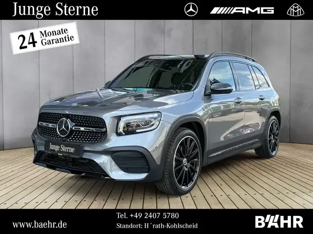 Mercedes-Benz GLB 220