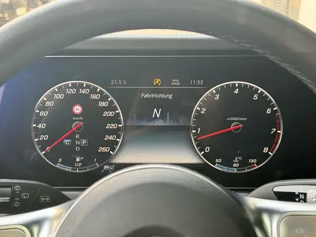Mercedes-Benz G 500