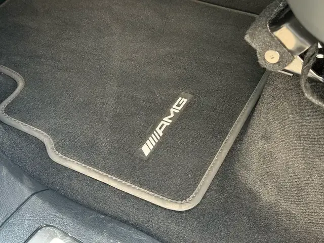 Mercedes-Benz G 500