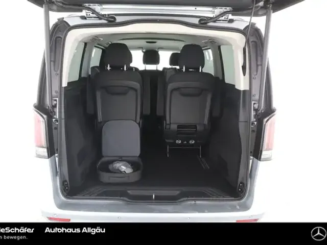 Mercedes-Benz EQV 300