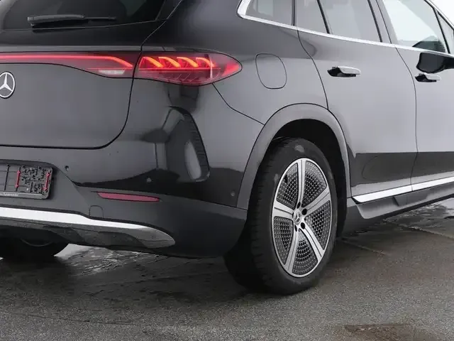 Mercedes-Benz EQE 350