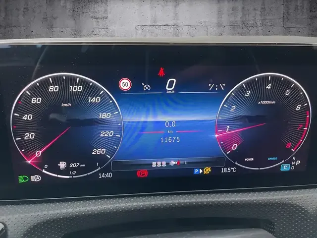 Mercedes-Benz CLA 180