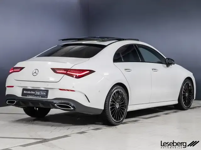 Mercedes-Benz CLA 200