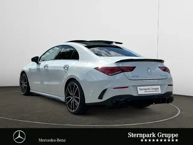 Mercedes-Benz CLA 35 AMG