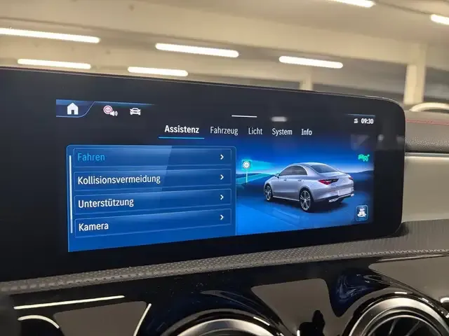 Mercedes-Benz CLA 200