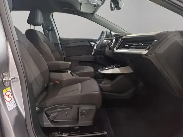 Audi 50