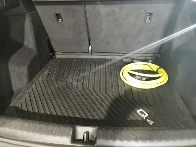 Audi 50